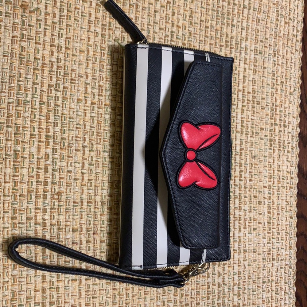 Minnie Mouse Wristlet